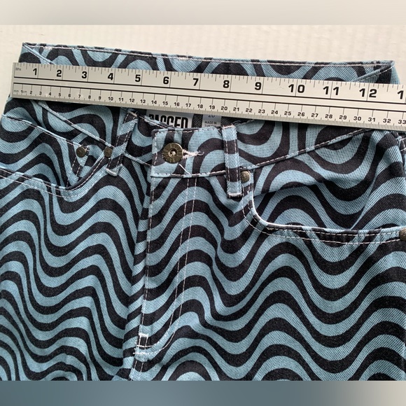 NWT Psychedelic Black & Blue Ragged Jeans Urban Outfitters Size 26 - Picture 8 of 15